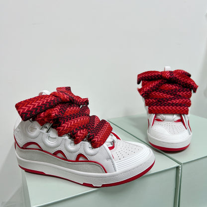 LC Sneakers
