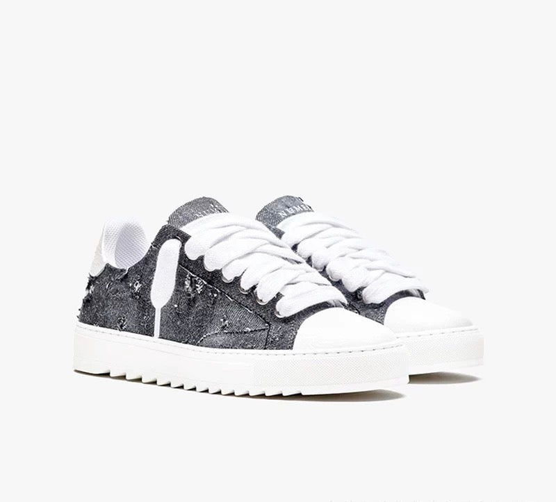 N SNEAKER