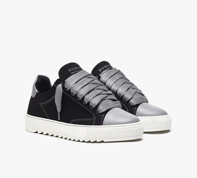 N SNEAKER