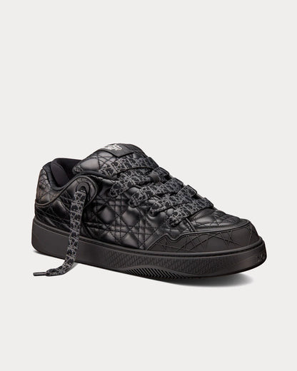 D SNEAKER