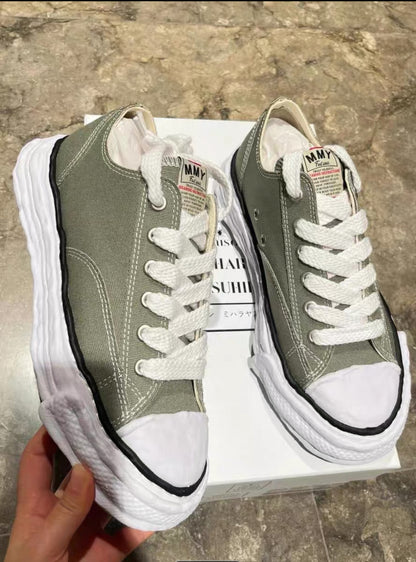 Maison Mihara Sneaker