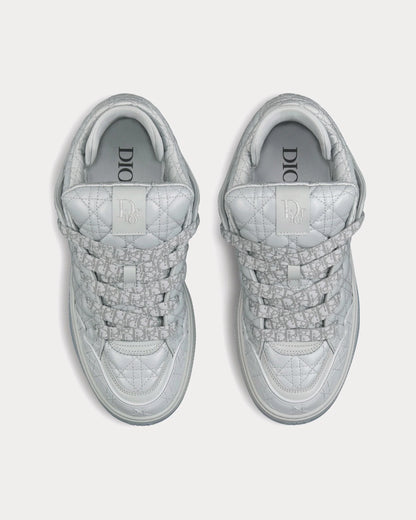 D SNEAKER