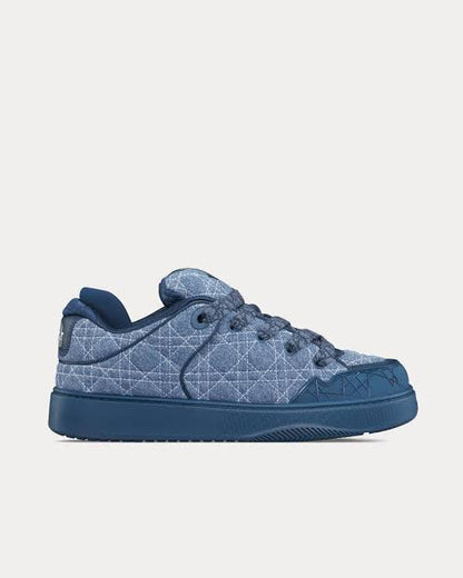 D SNEAKER