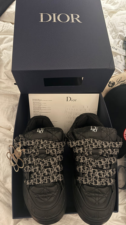 D SNEAKER